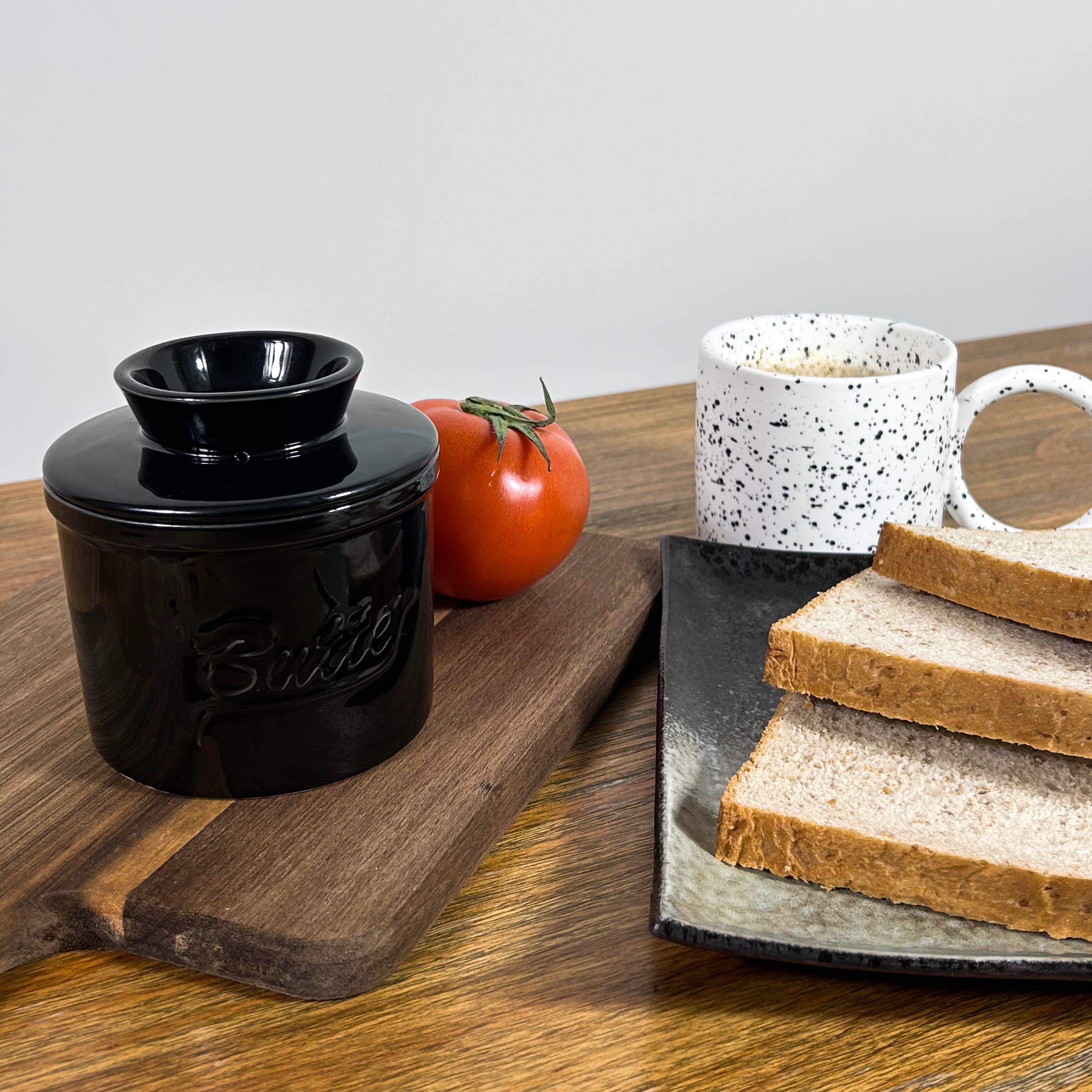 Ceramiczna Maselniczka Francuska na Masło – Czarna