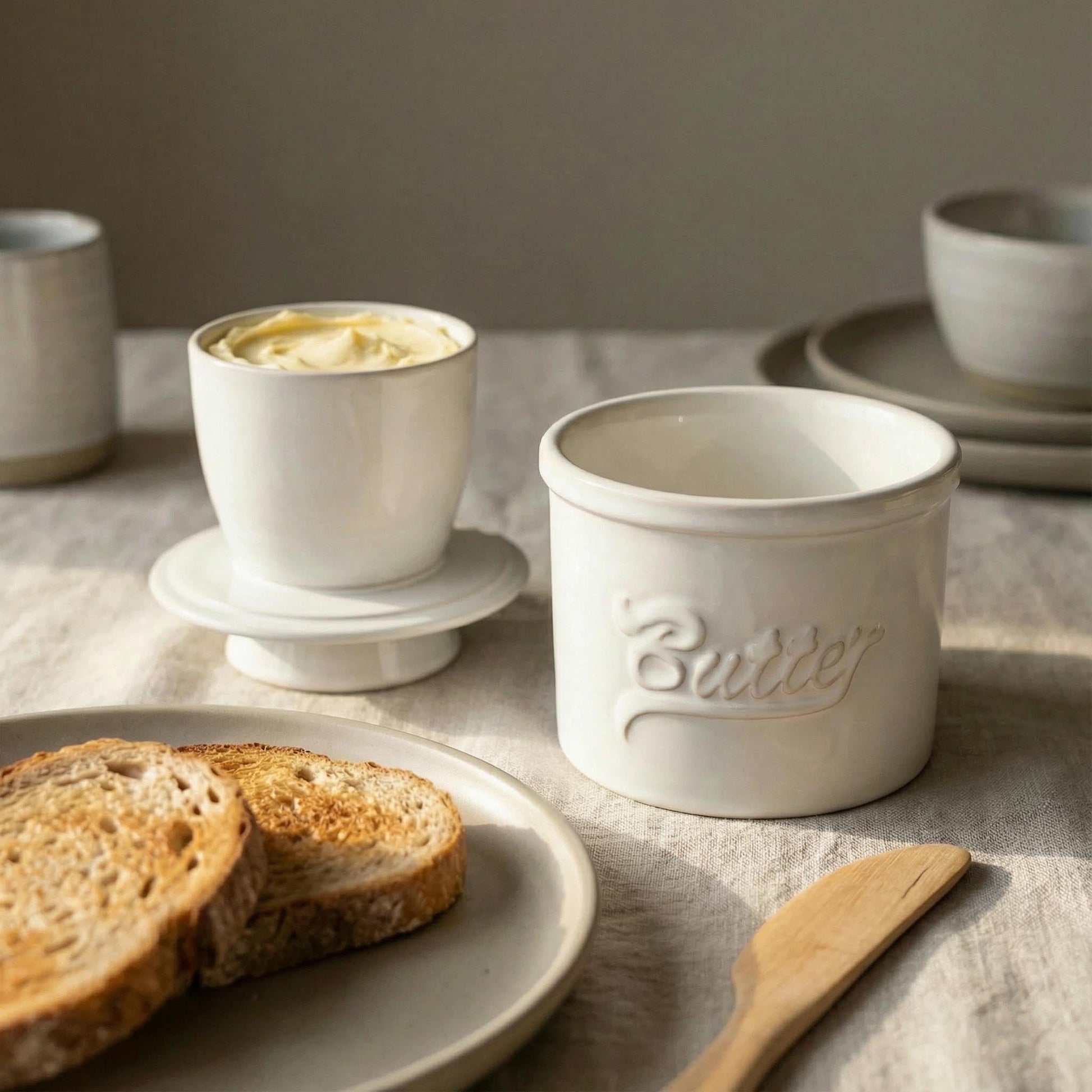 Ceramiczna Maselniczka Francuska na Masło – Czarna